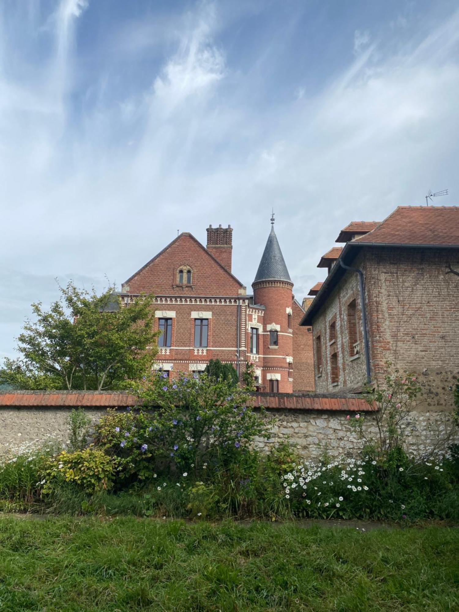 Romeo Apartment Les Andelys Exterior photo